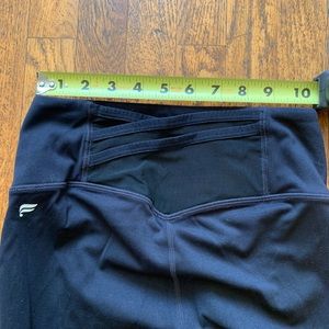 Black Fabletics Trinity leggings
